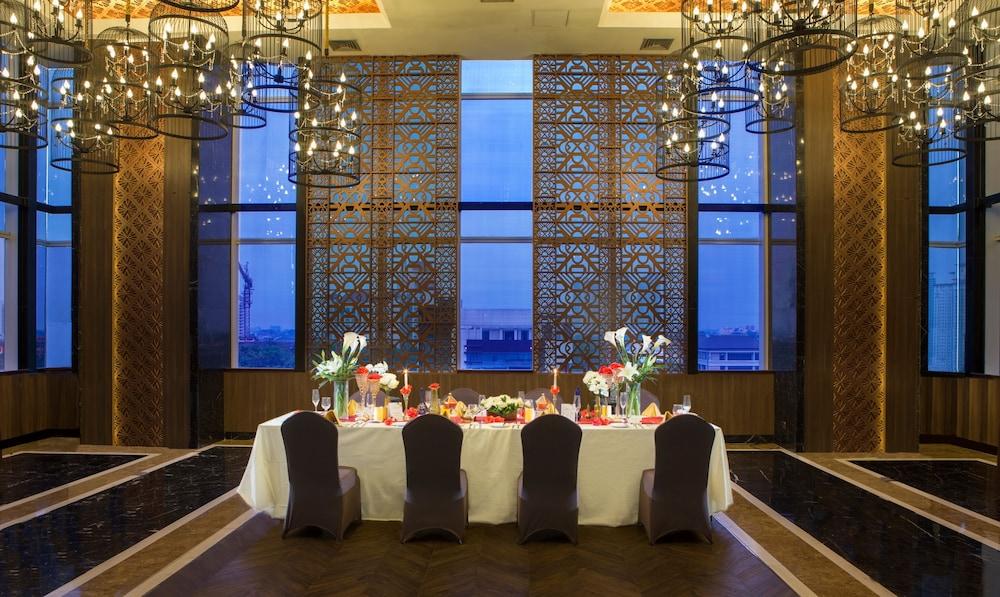 โฮเต็ล แกรนดีกา อิสคันดาร์สยาห์ Hotel จาการ์ตา ภายนอก รูปภาพ