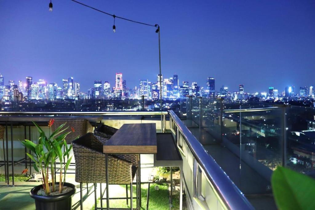 โฮเต็ล แกรนดีกา อิสคันดาร์สยาห์ Hotel จาการ์ตา ภายนอก รูปภาพ