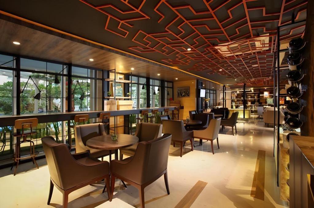 โฮเต็ล แกรนดีกา อิสคันดาร์สยาห์ Hotel จาการ์ตา ภายนอก รูปภาพ
