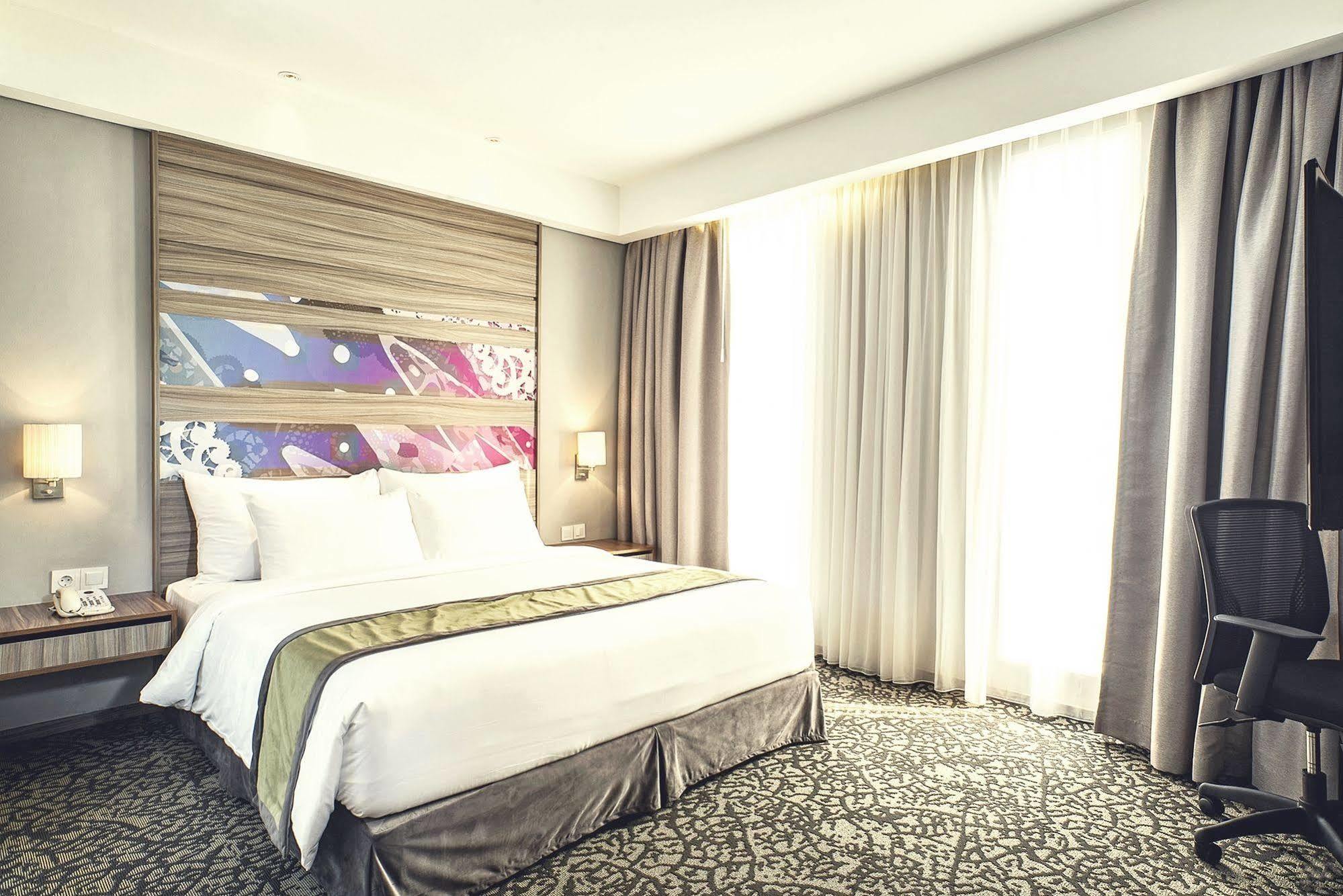 โฮเต็ล แกรนดีกา อิสคันดาร์สยาห์ Hotel จาการ์ตา ภายนอก รูปภาพ